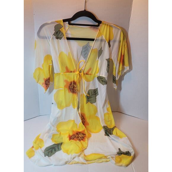 Vicki Vicki 4 Piece Floral Bikini With Matching Skirt & Cover Up ( 4pcs) Size S - Picture 5 of 6